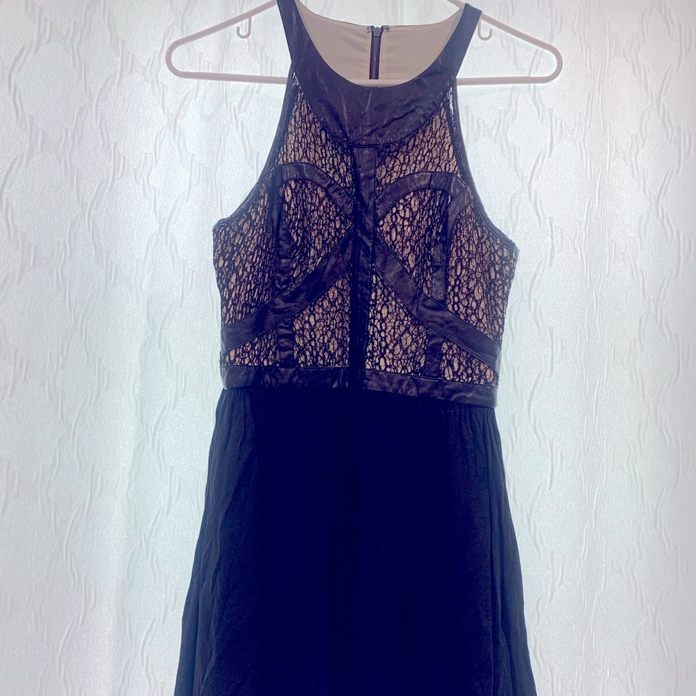 Brand: Blessed are the meek | Size 3 equals a Size Small | 2 toned details.